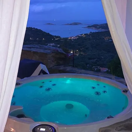 Suitehome Pevero Seaview&spapool بورتو كيرفو